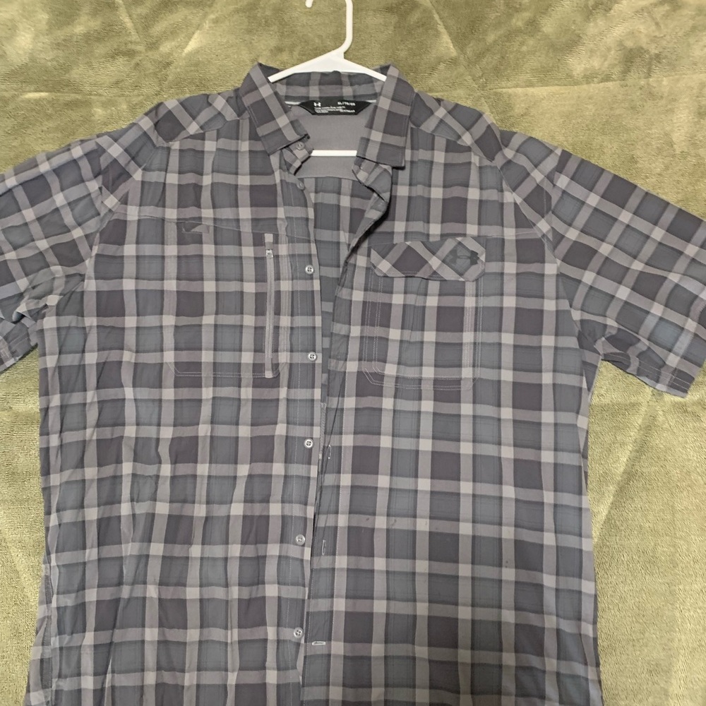 Under Armour short sleeve button down